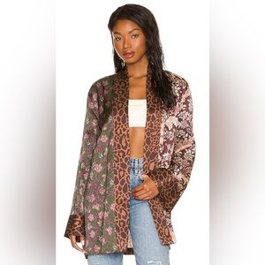 Tell all you friends kimono in Lani multi